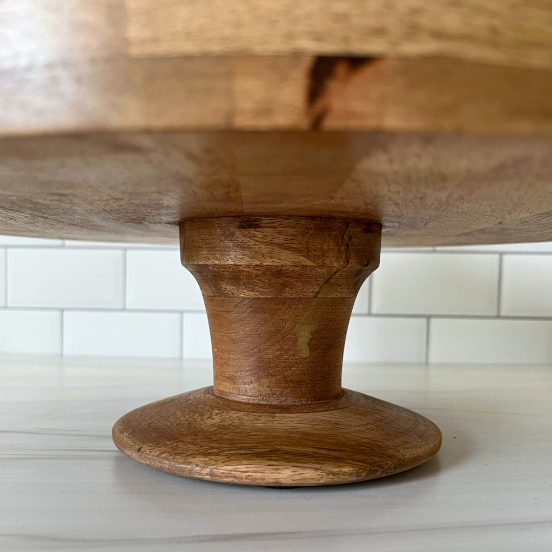 Scallop Footed Stand