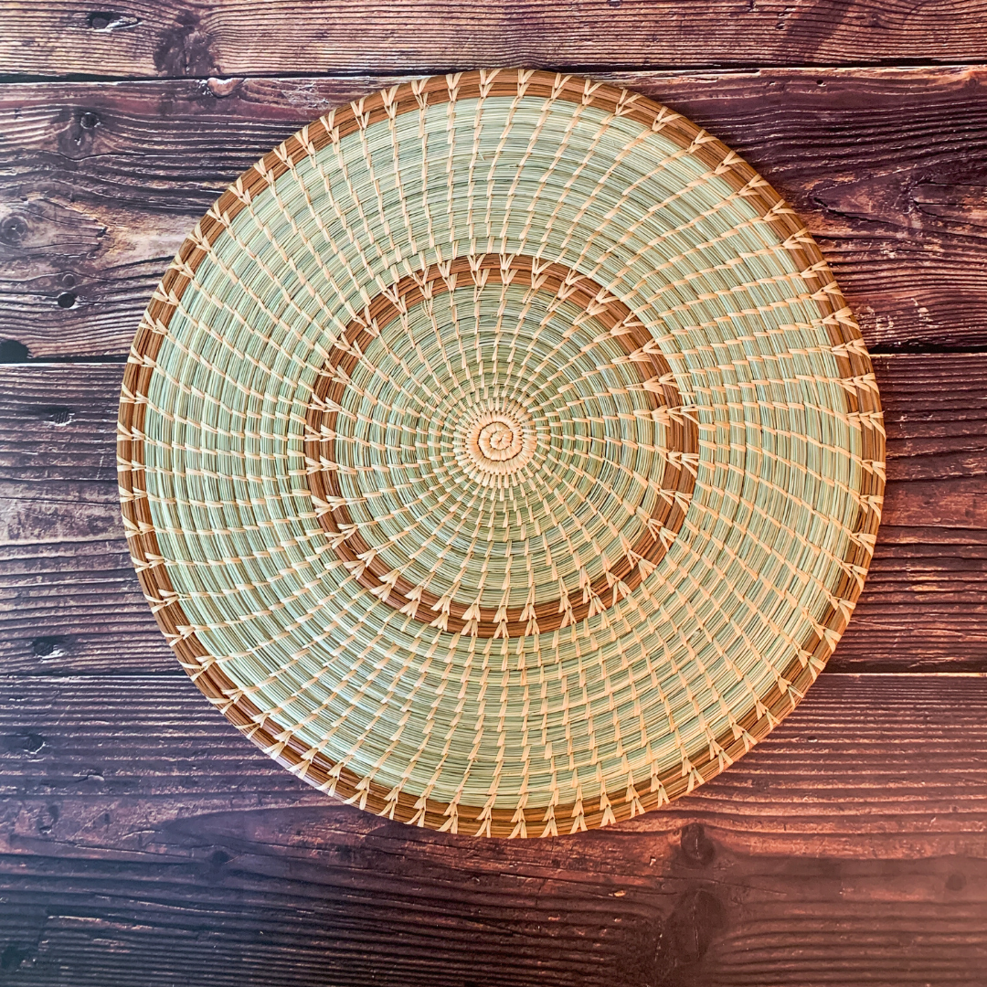 Wildgrass & Pine Needle Charger