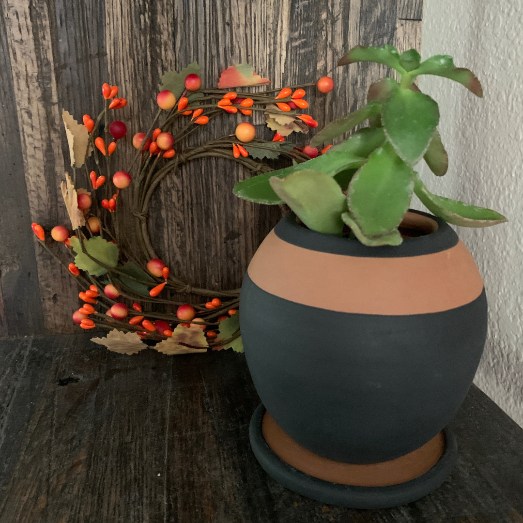 Round Ceramic planter, For Decoration